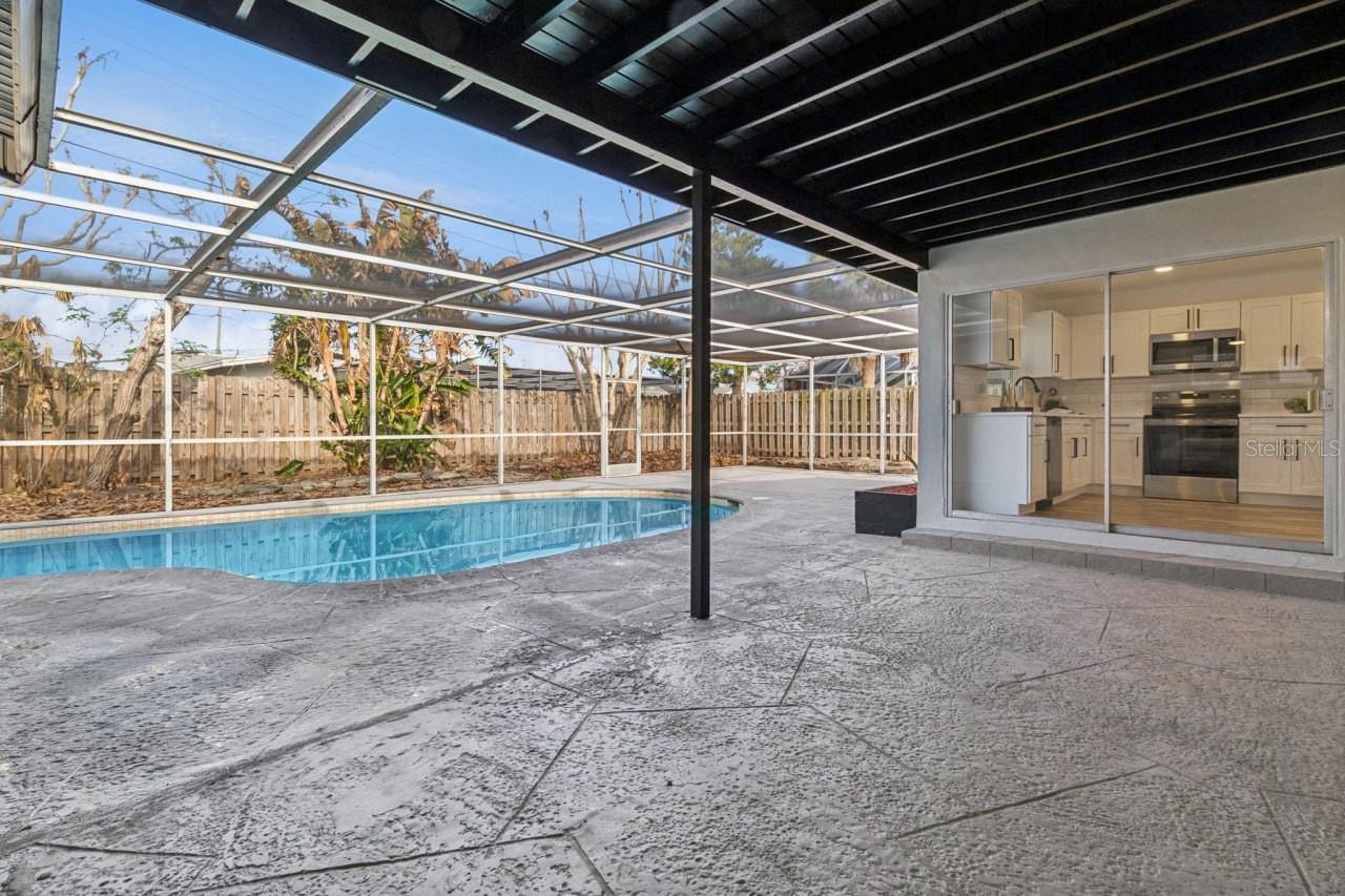 GATEWAY UNIT 01 - Residential