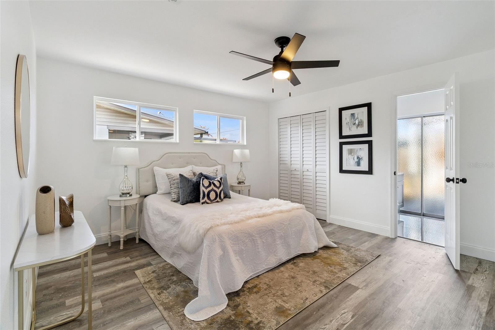 GATEWAY UNIT 01 - Residential