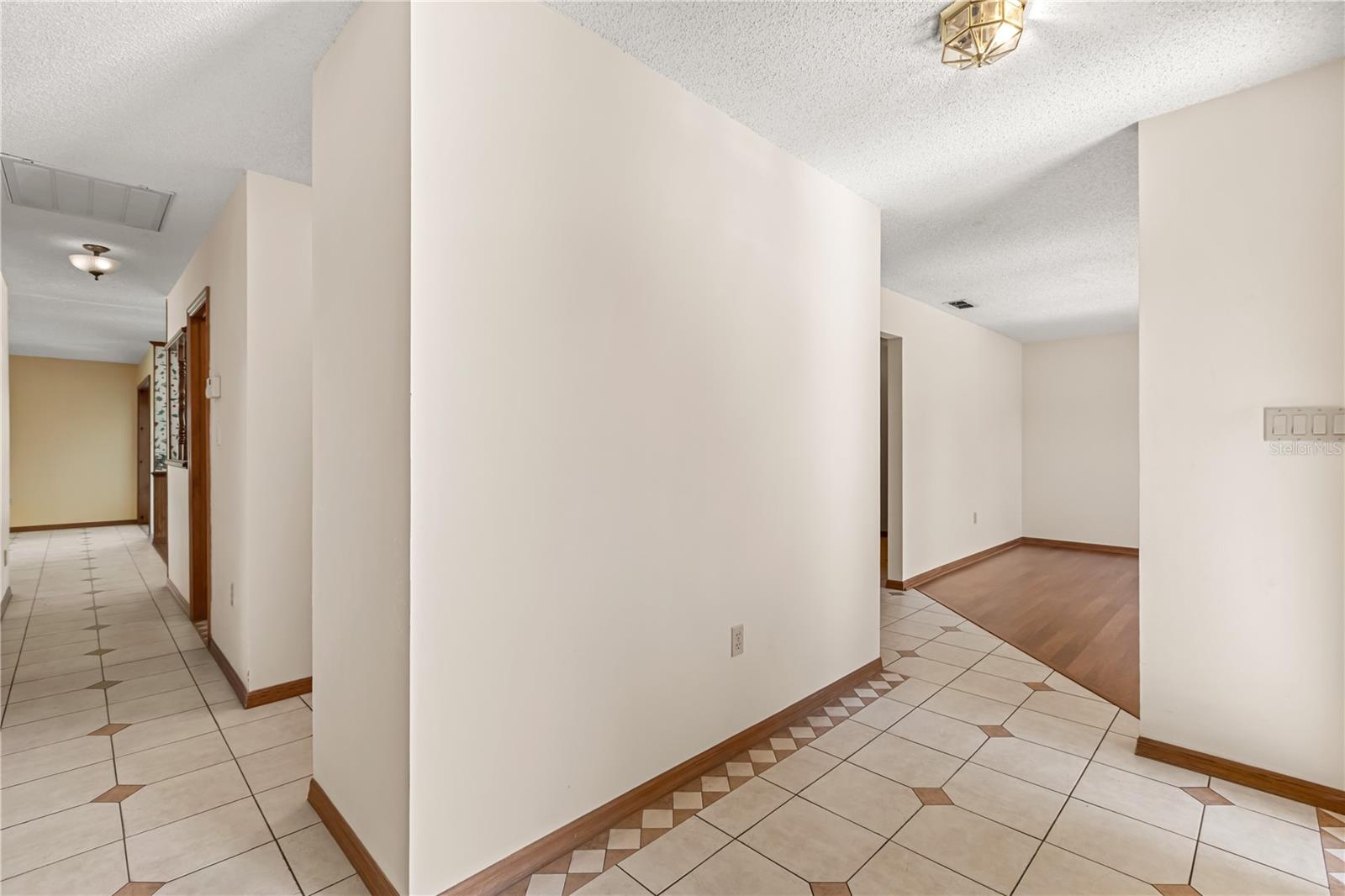 LAKE IDLEWILD ESTATES SUB - Residential