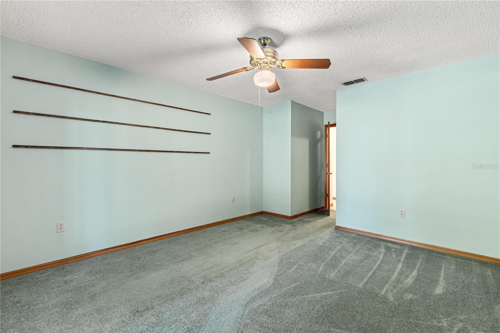 LAKE IDLEWILD ESTATES SUB - Residential