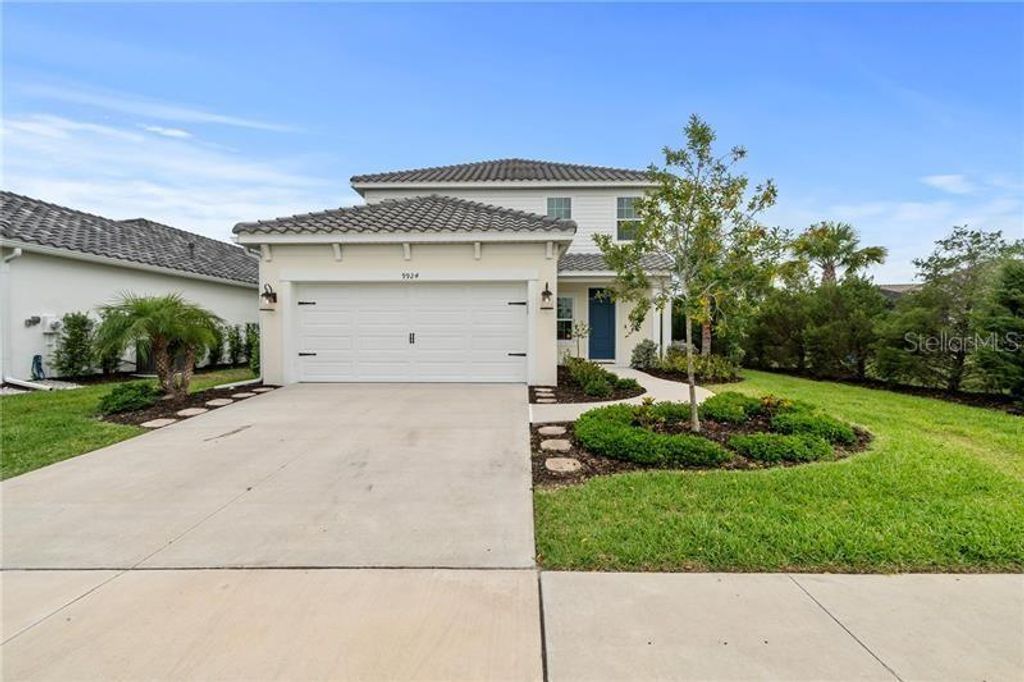 Photo of 9924 Crystal Isle Circle, Sarasota, FL 34241 (MLS # A4688051)