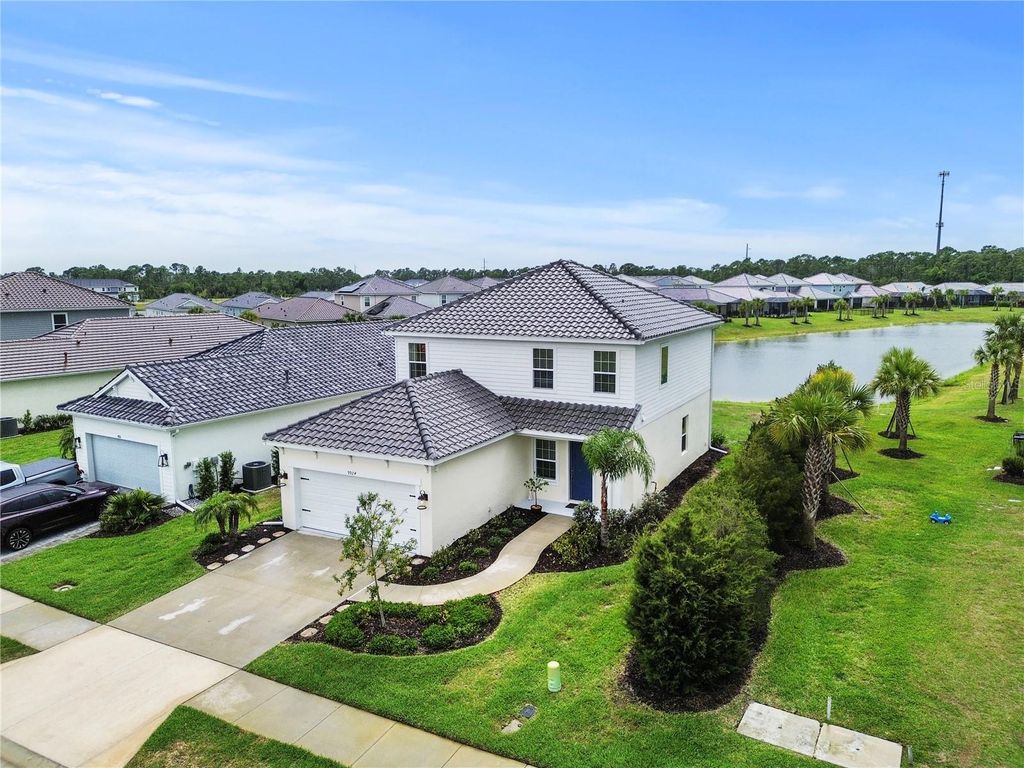 Photo of 9924 Crystal Isle Circle, Sarasota, FL 34241 (MLS # A4688051)