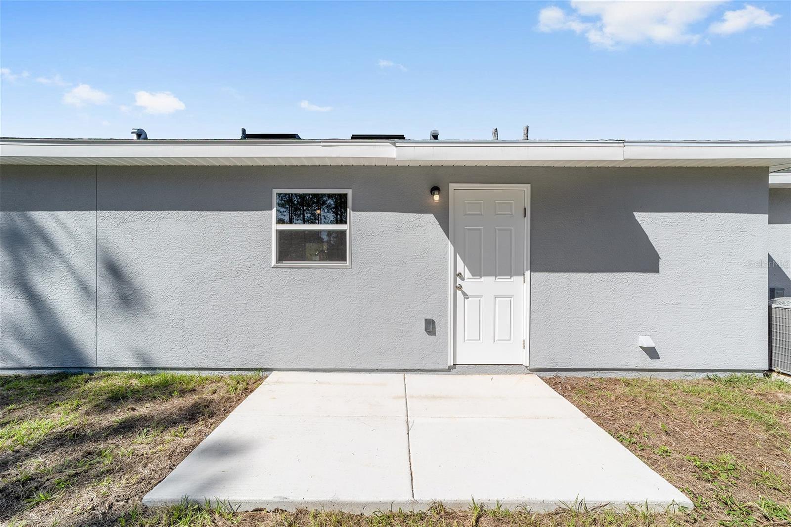 RAINBOW LAKES ESTATE - Residential