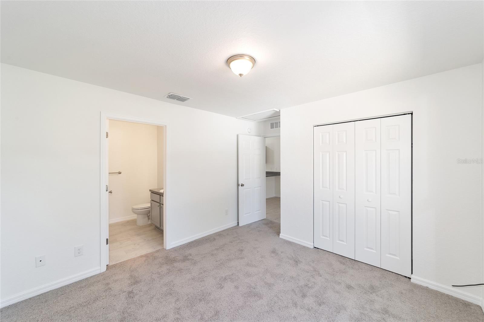 RAINBOW LAKES ESTATE - Residential