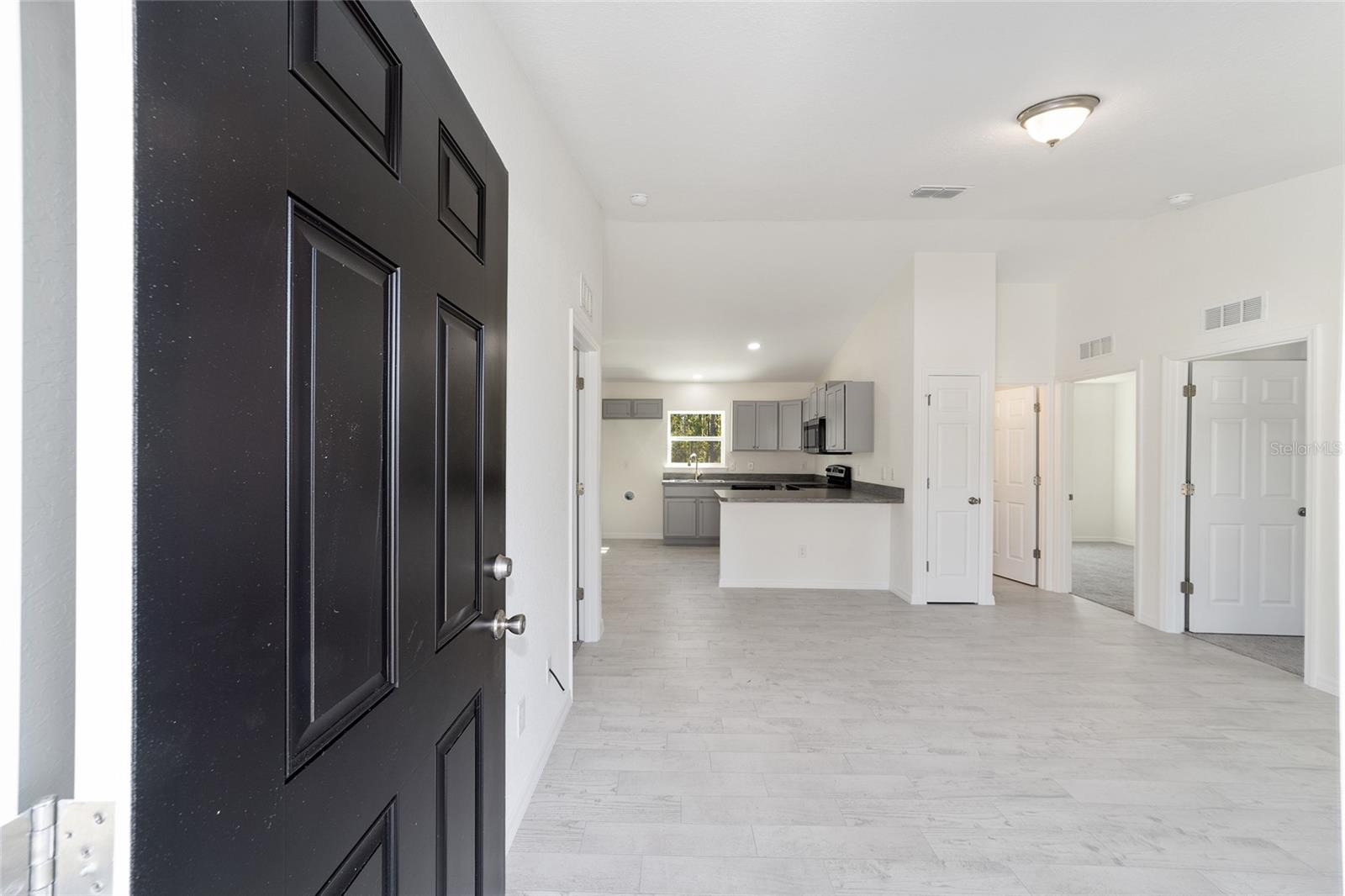 RAINBOW LAKES ESTATE - Residential