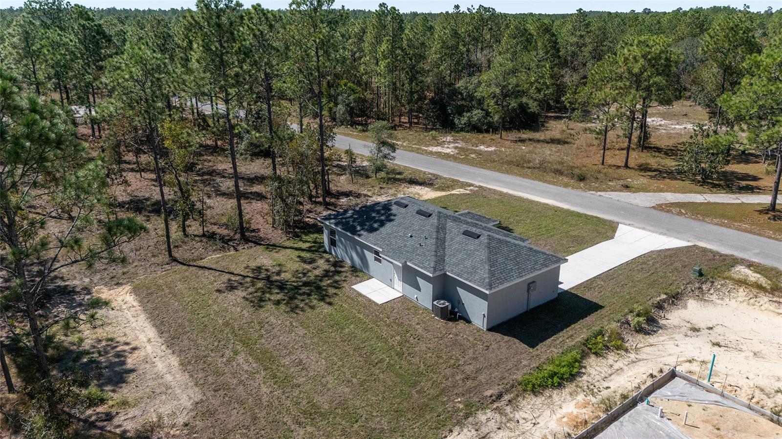 RAINBOW LAKES ESTATE - Residential