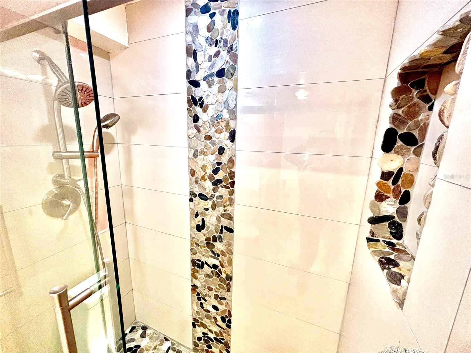 GOLFS EDGE F - Residential