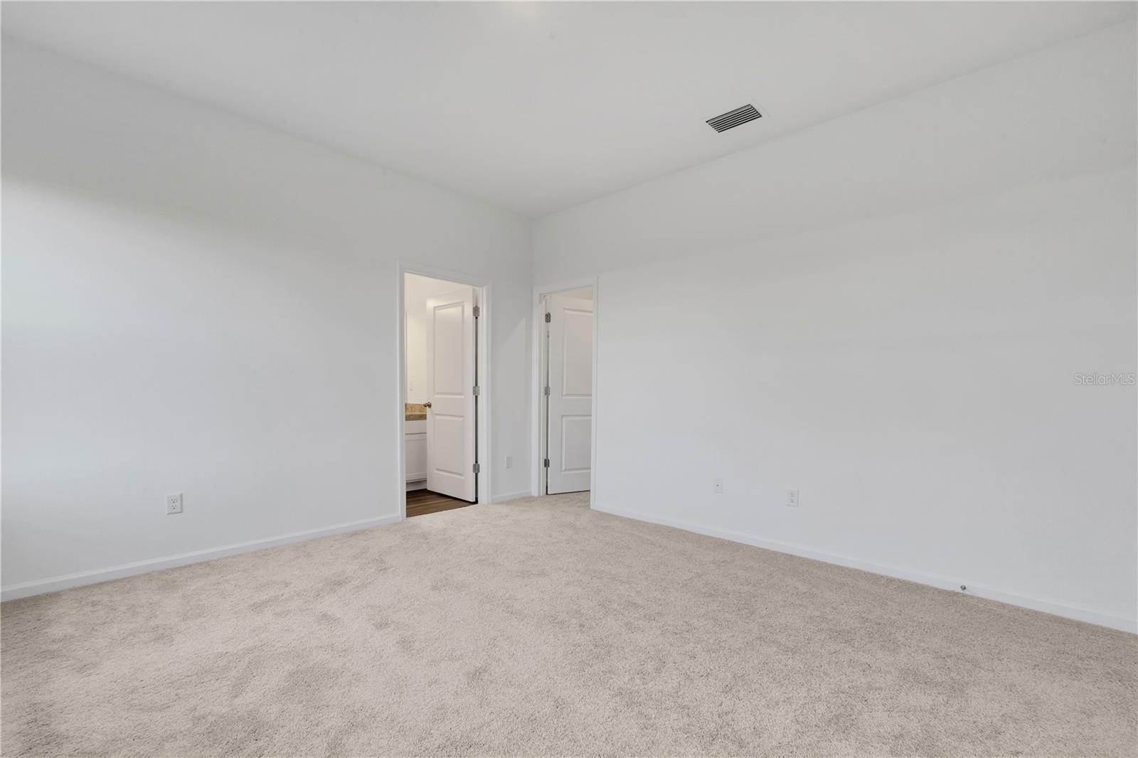HIDDEN CREEK - Residential