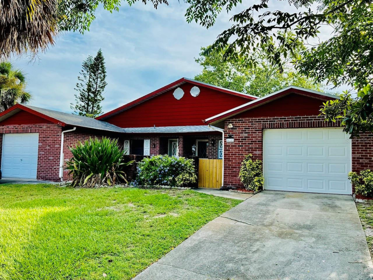 In The Heart of Edgewater!
Edgewater’s most convenient neighborhoods. 2 Bedroom 2 Bath With Garage!! Enjoy extra privacy and a more spacious feel—just minutes from local dining, shopping, and a short drive to the sandy shores of the beach.
Soaring cathedral ceilings with 2 Sky Tunnels! In the main living area, create an open, and At LARGE VIBE!! The master suite features a generous walk-in closet and private bath, while the split floor plan offers added comfort and flexibility.
This is a GREAT Investment Property.
.
