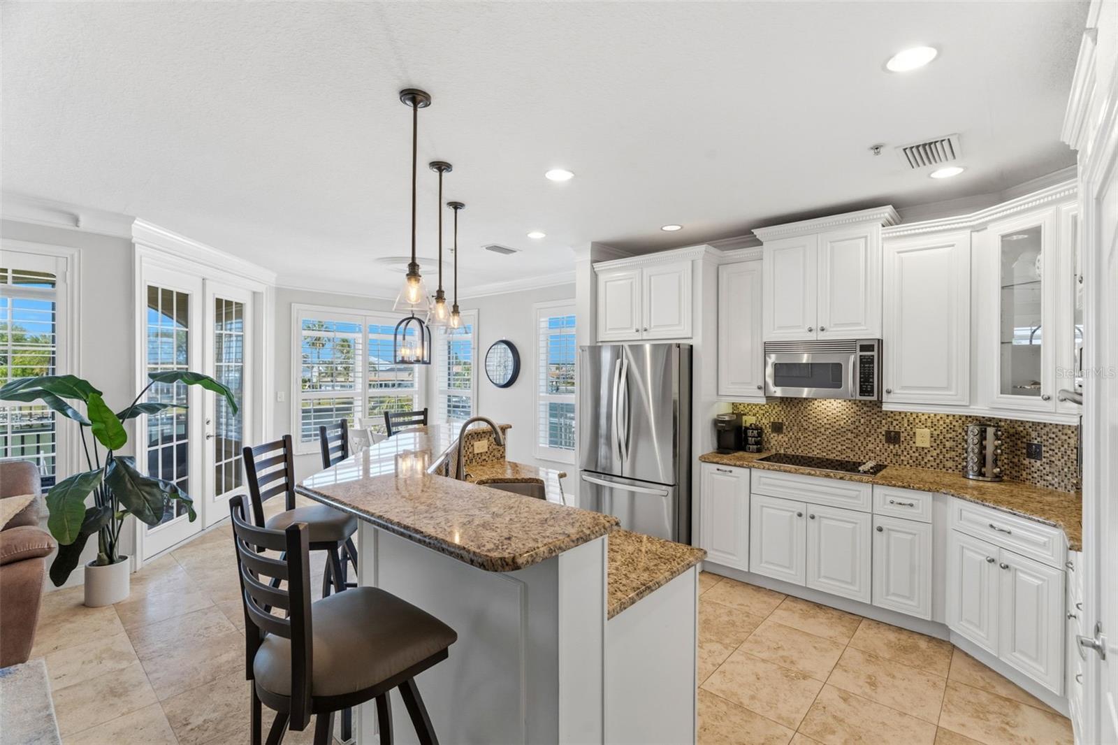 SUNSET BAY TWNHMS - Residential