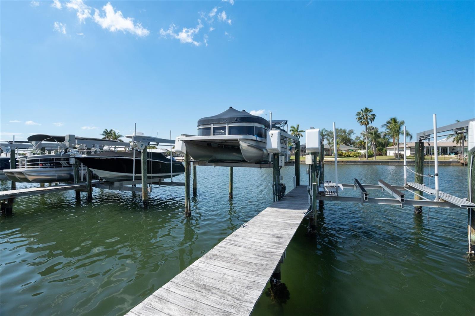 SUNSET BAY TWNHMS - Residential