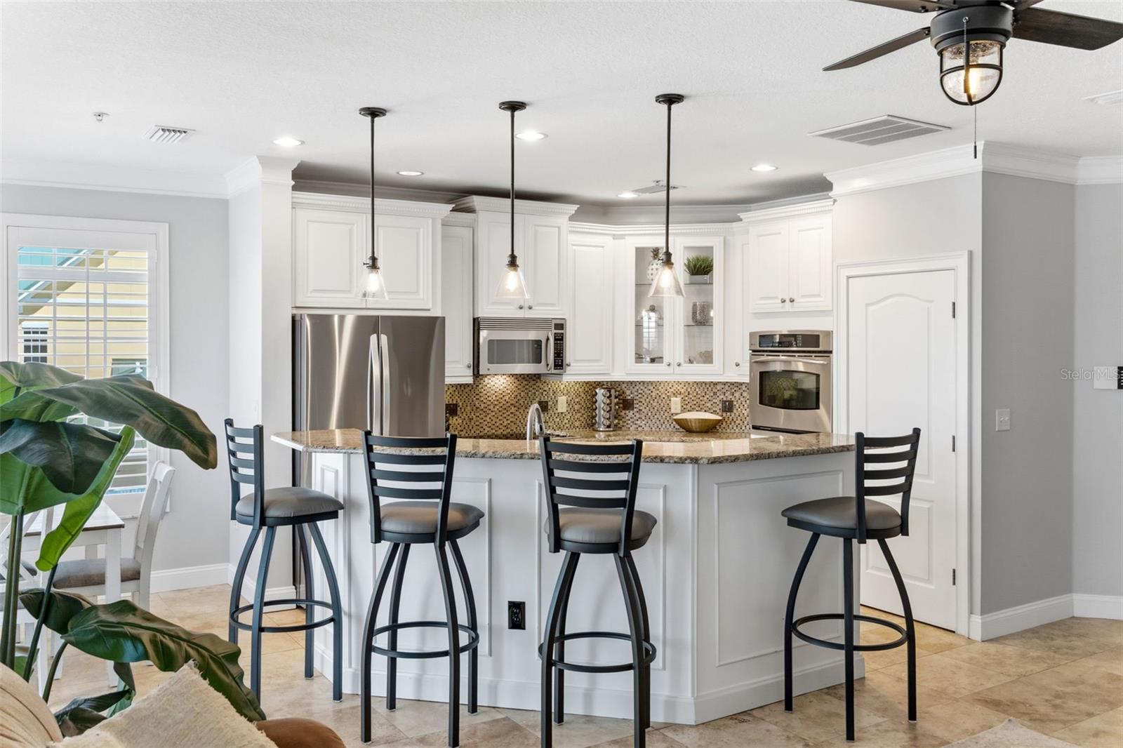 SUNSET BAY TWNHMS - Residential