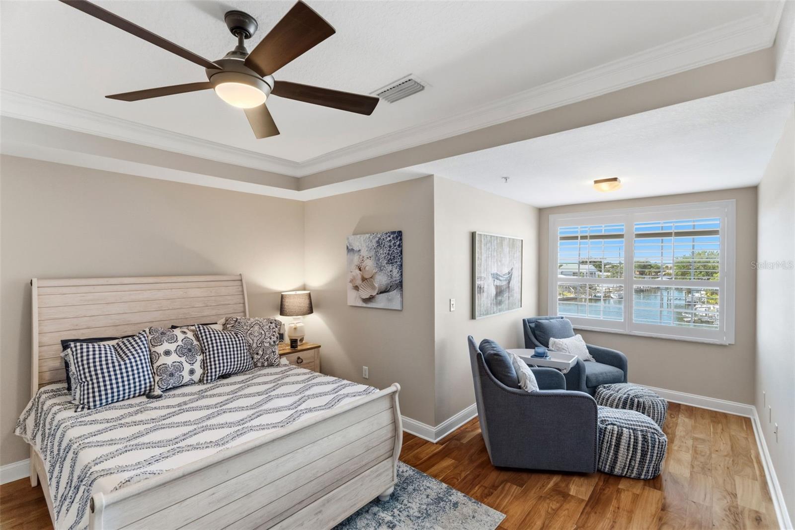 SUNSET BAY TWNHMS - Residential