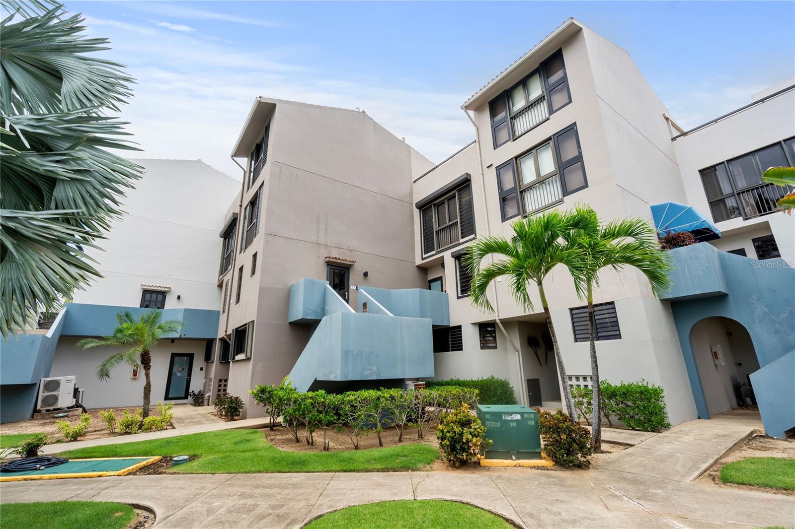 Crescent Cove is a breathtaking, serene community nestled in a picturesque location, where luxury meets tranquility. This exclusive neighborhood offers an idyllic escape, surrounded by stunning natural beauty and designed to enhance the lifestyle of its residents. With panoramic views, lush landscaping, and modern amenities, Crescent Cove is a place where comfort and elegance seamlessly blend.
Whether you're looking to unwind in a private, peaceful environment or entertain guests in style, Crescent Cove provides the perfect backdrop. The homes here are meticulously crafted with high-end finishes, cutting-edge technology, and sustainable features, ensuring that every aspect of life is both luxurious and efficient.
CRIM: $1200 / year
Monthly maintenance $ 528 / month
Hazard Insurance: $ 2,965 / year
If you’re dreaming of a sanctuary by the water, with easy access to local attractions and outdoor activities, Crescent Cove offers the best of both worlds—elegance and adventure, all within reach.