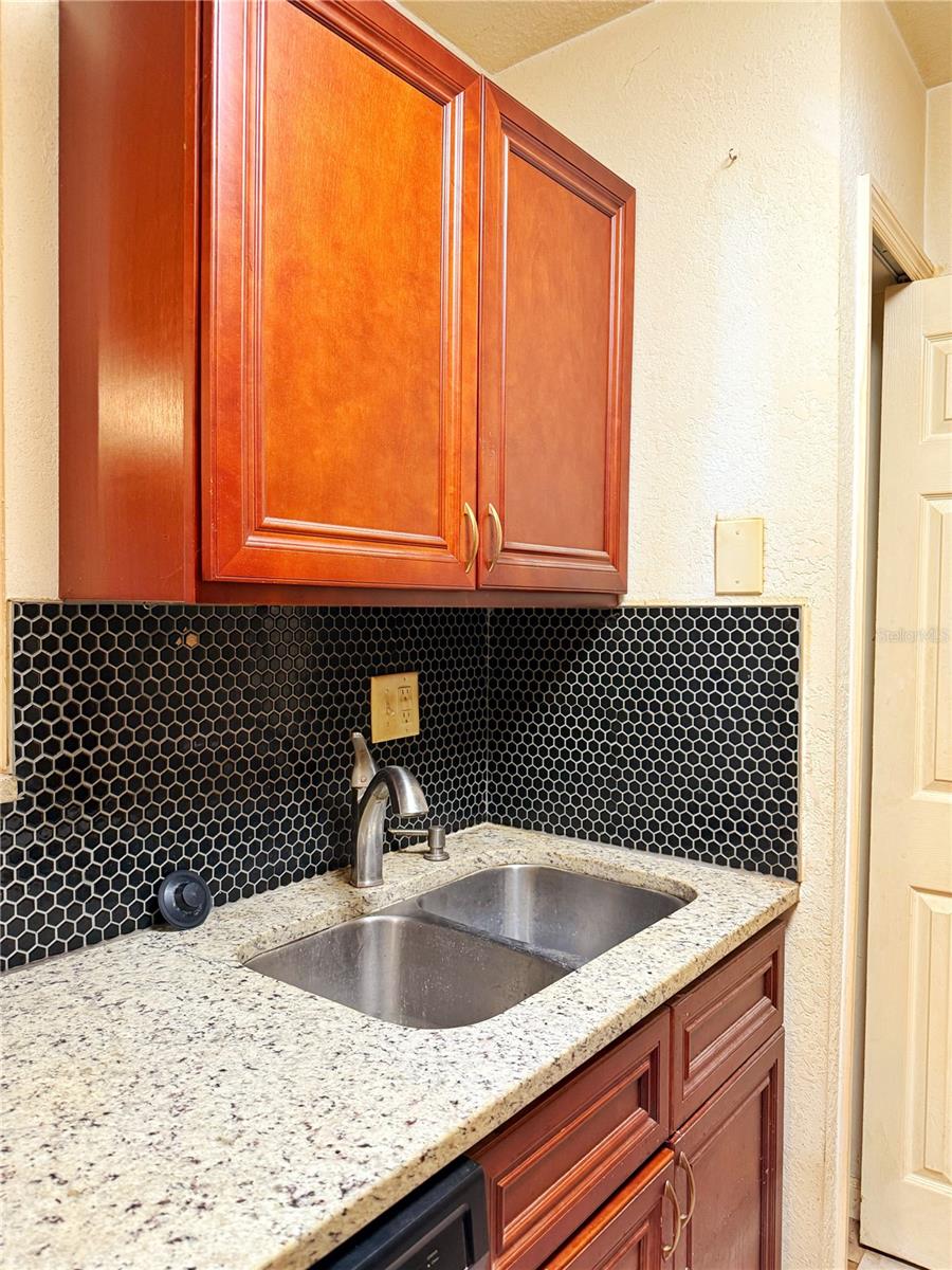 REGENCY PARK AT LAKE MARY A CONDO - Residential