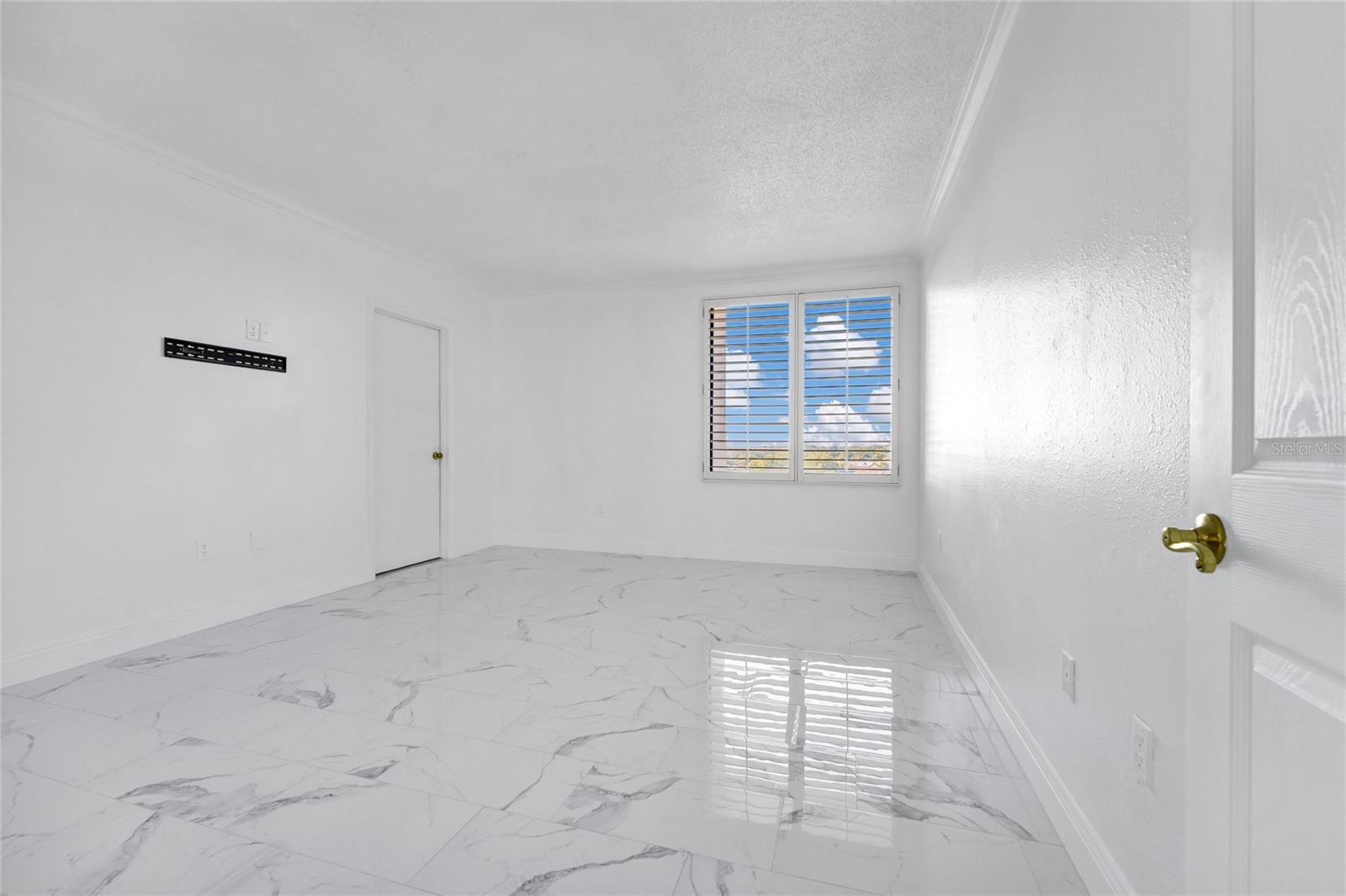 BAY VIEW RESERVE CONDO - Residential