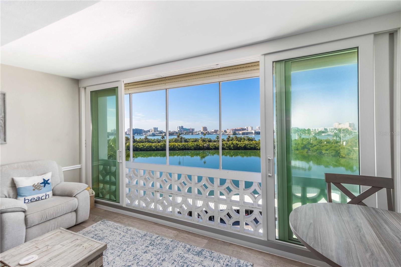 HORIZON HOUSE CO-OP - Residential