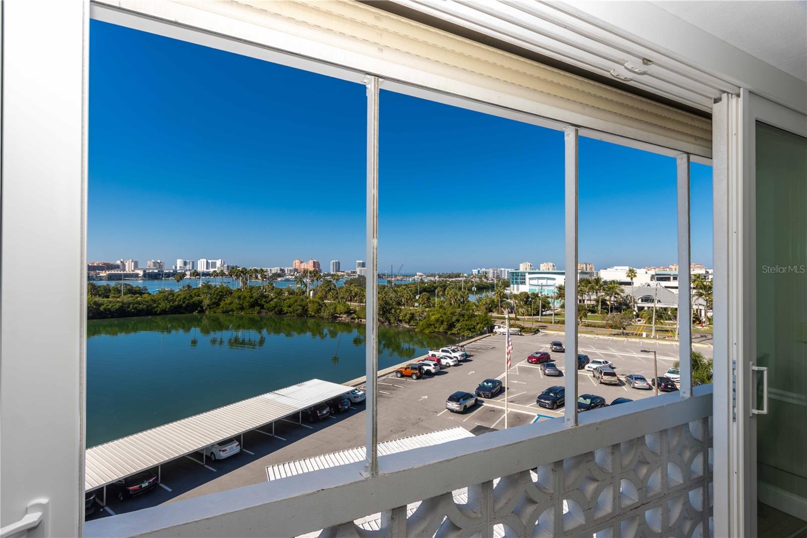 HORIZON HOUSE CO-OP - Residential