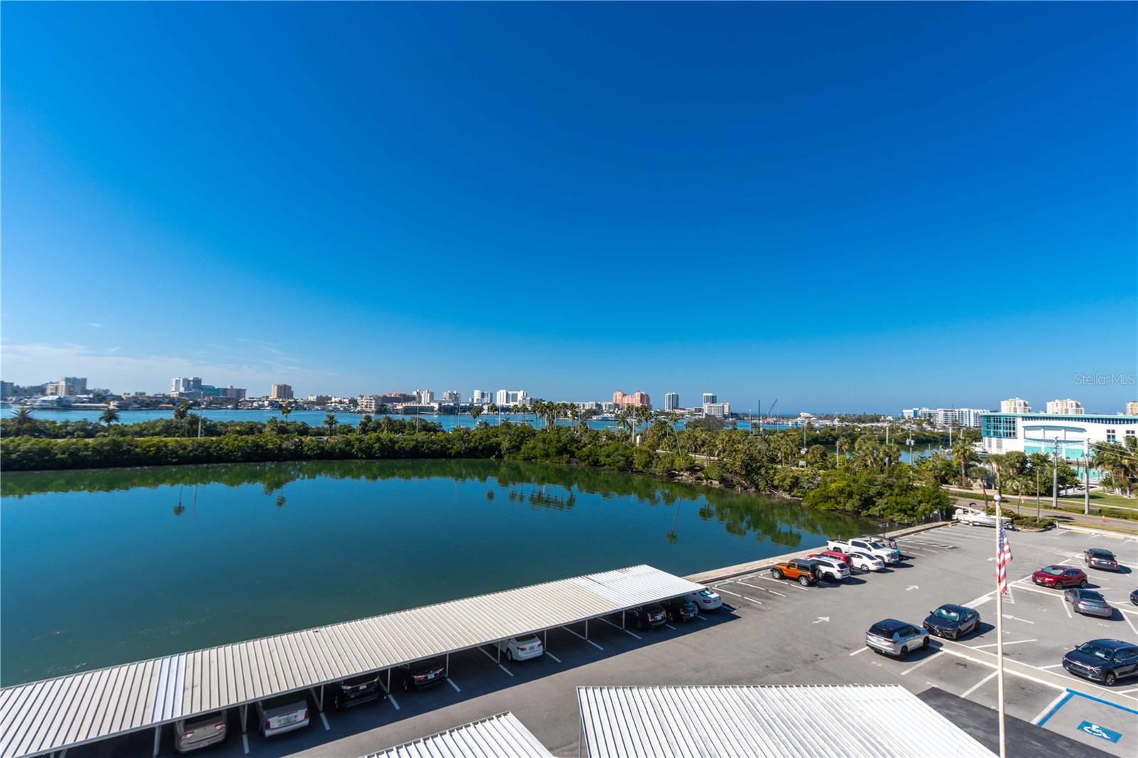 HORIZON HOUSE CO-OP - Residential