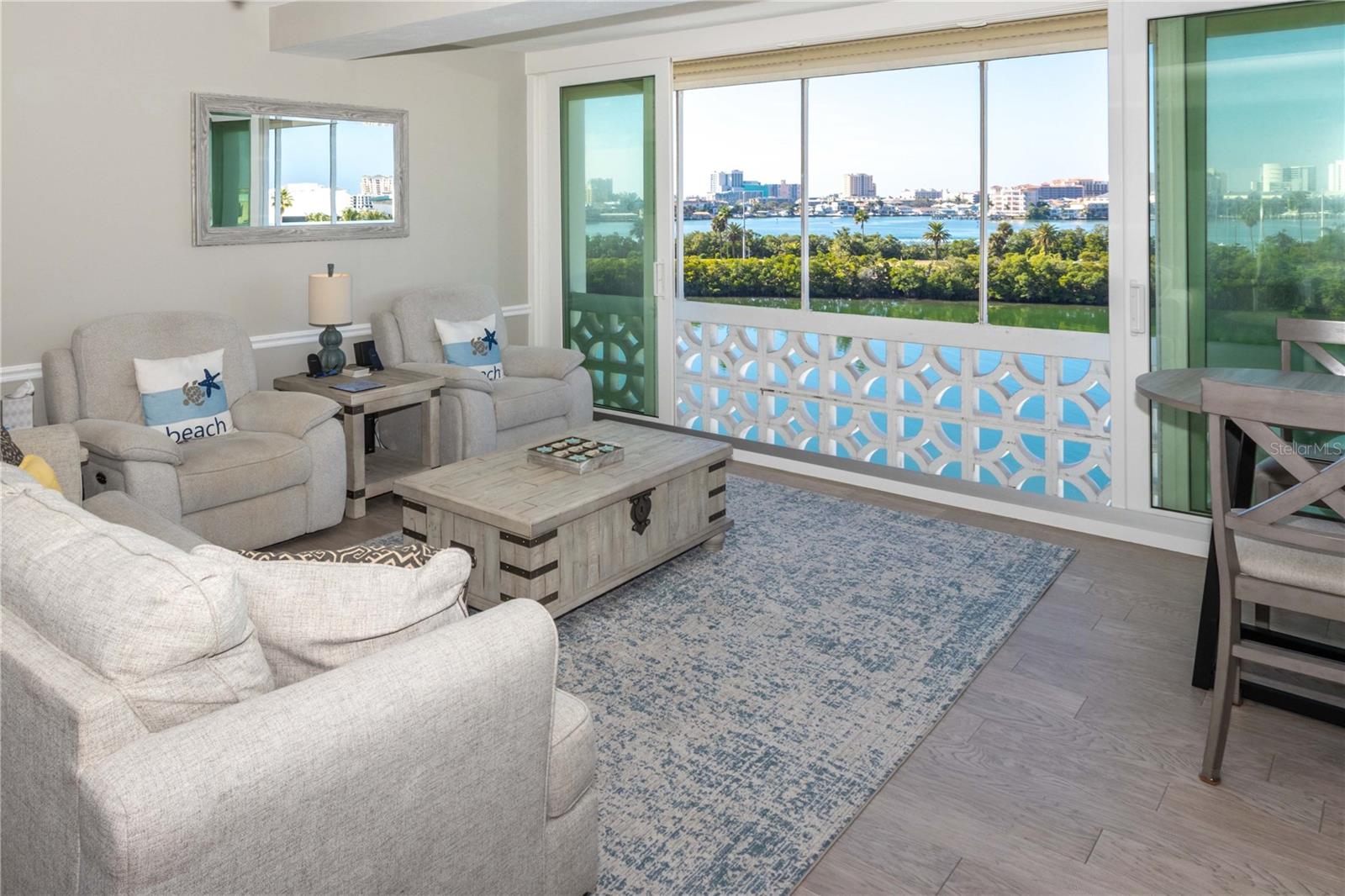 HORIZON HOUSE CO-OP - Residential