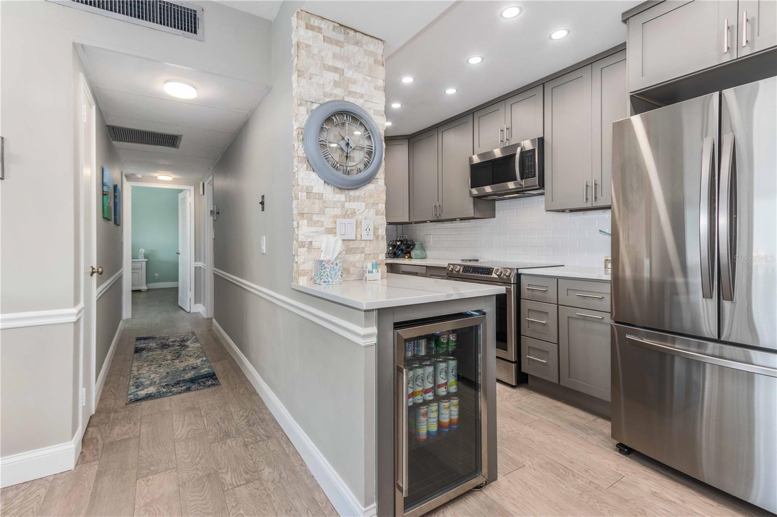 HORIZON HOUSE CO-OP - Residential