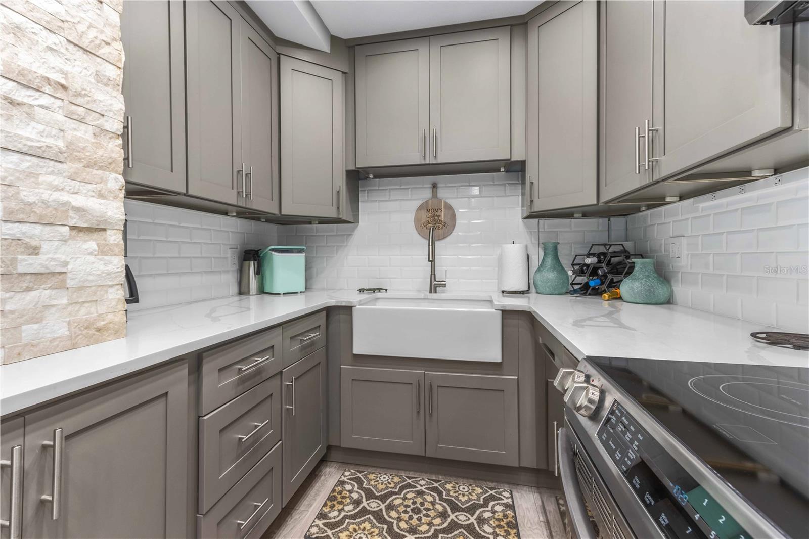 HORIZON HOUSE CO-OP - Residential