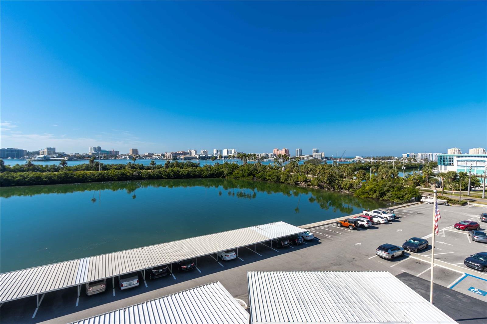 HORIZON HOUSE CO-OP - Residential