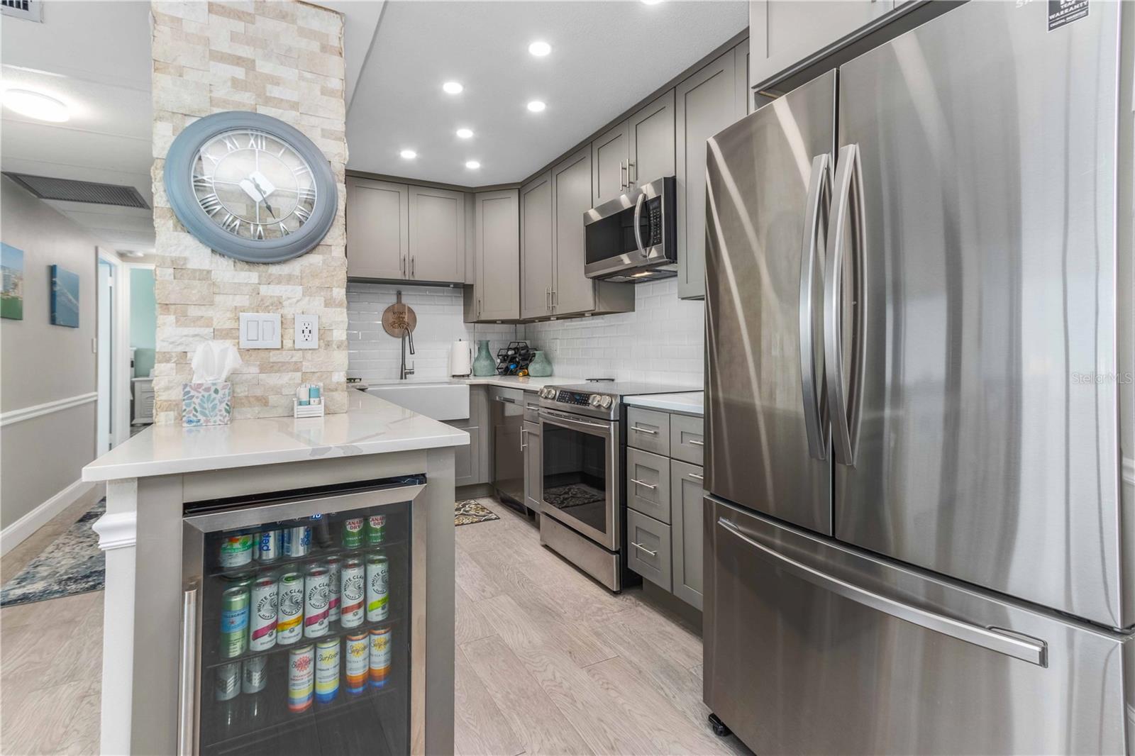 HORIZON HOUSE CO-OP - Residential