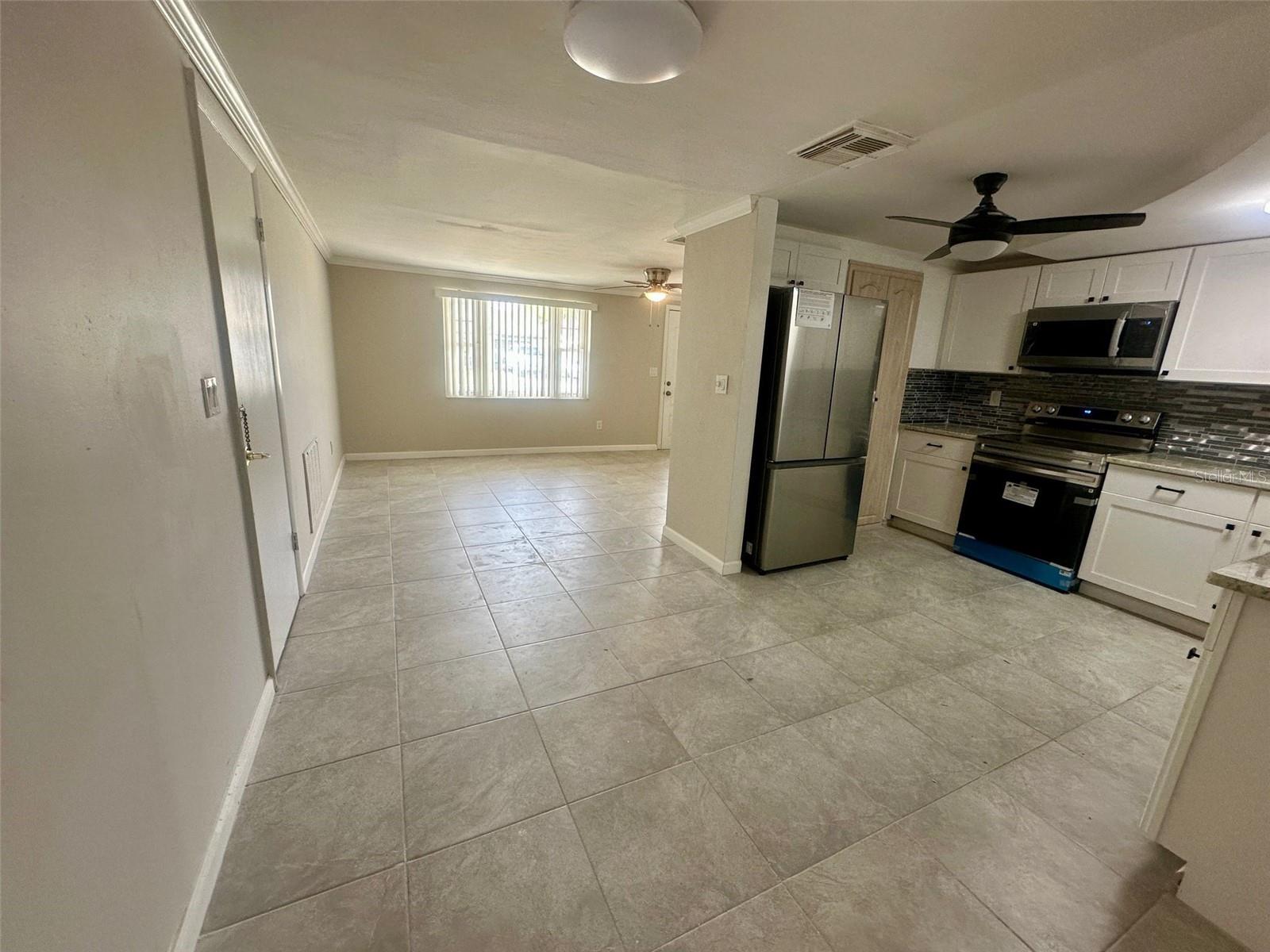 4033 NEWCASTLE DRIVE