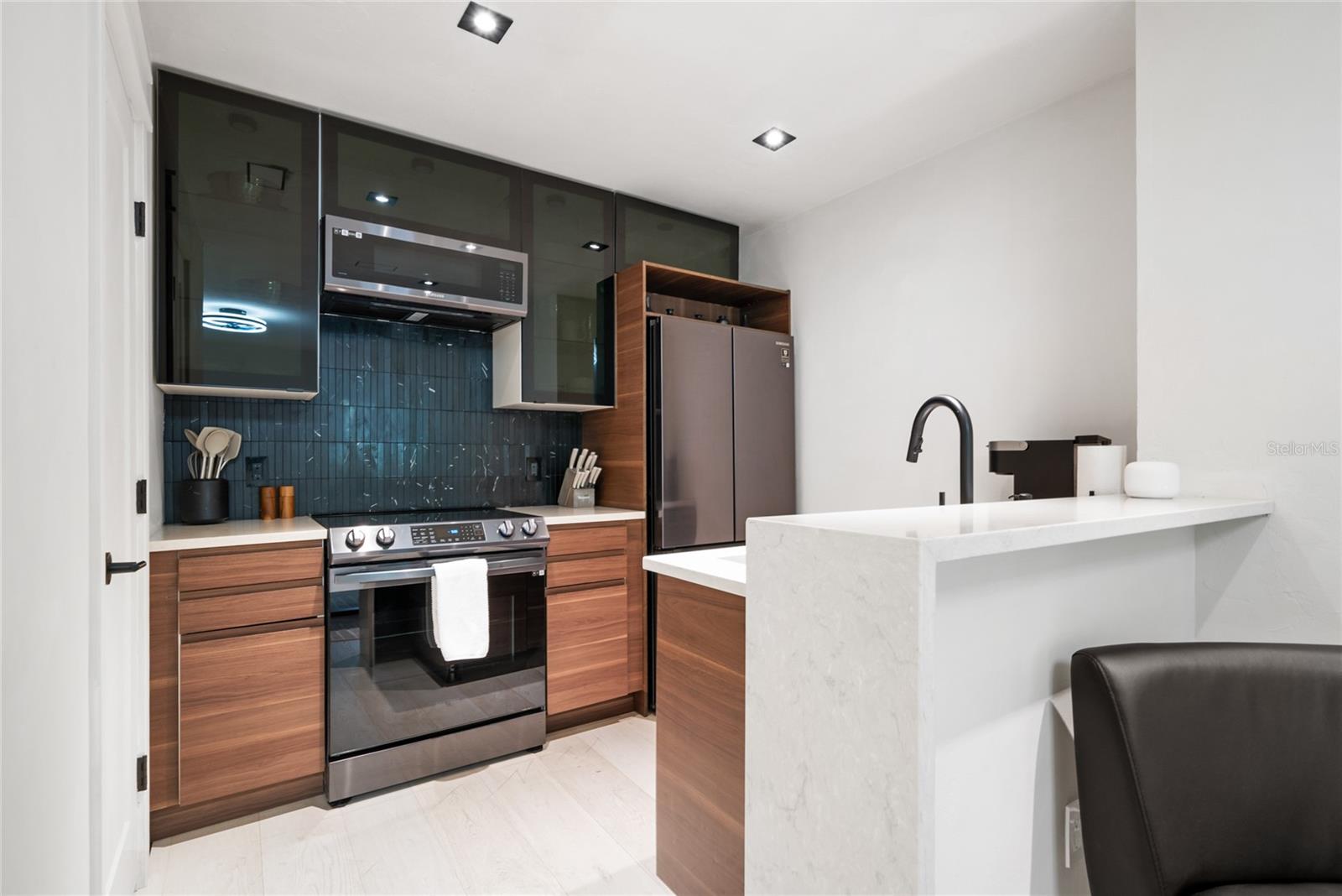 HAILE PLANTATION - Residential Income