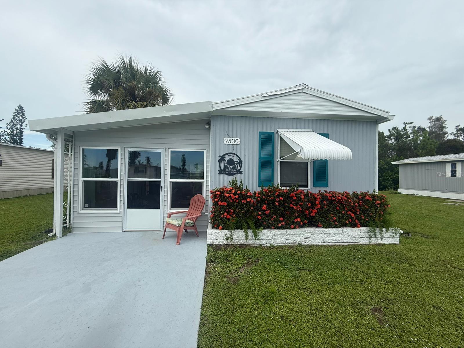 Cheapest home in the neighborhood, property needs TLC but is a great buy at this price. This property will not last long!