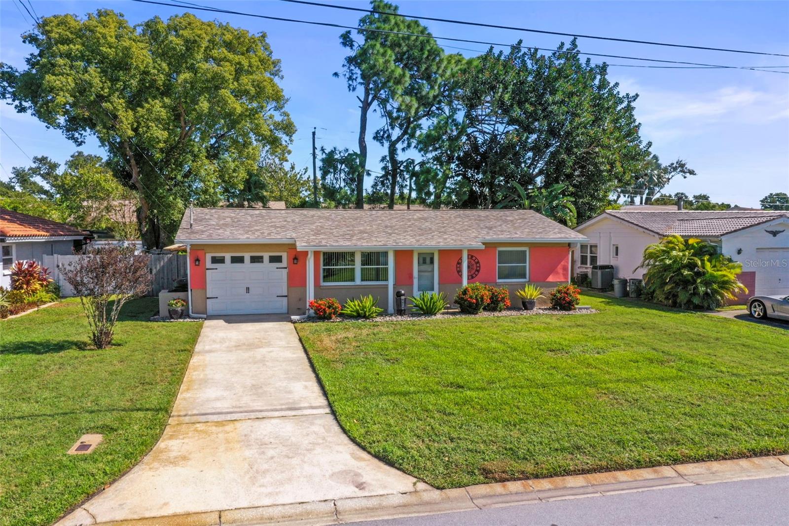 LAZY LAKE VILLAGE - Residential