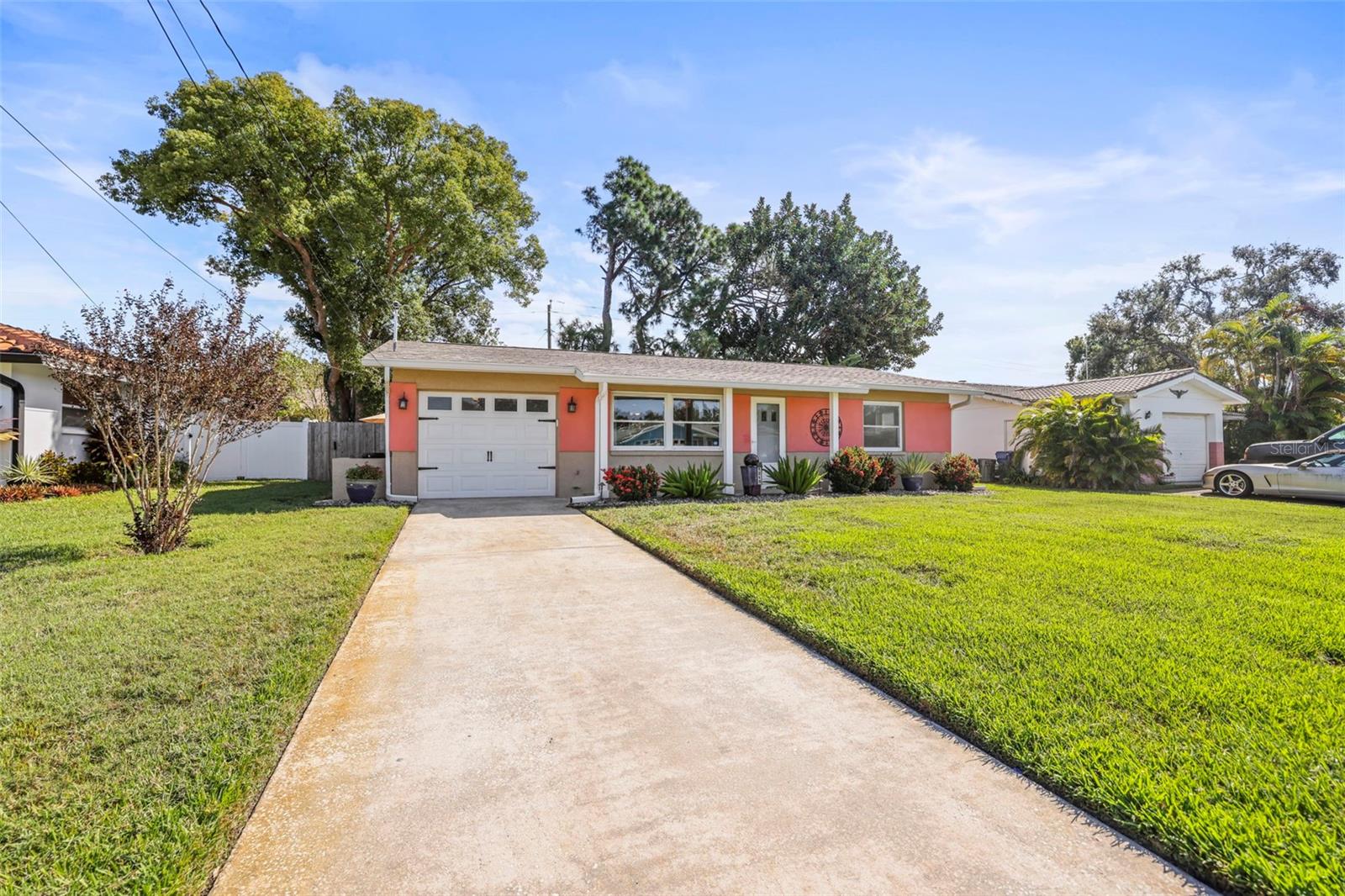 LAZY LAKE VILLAGE - Residential