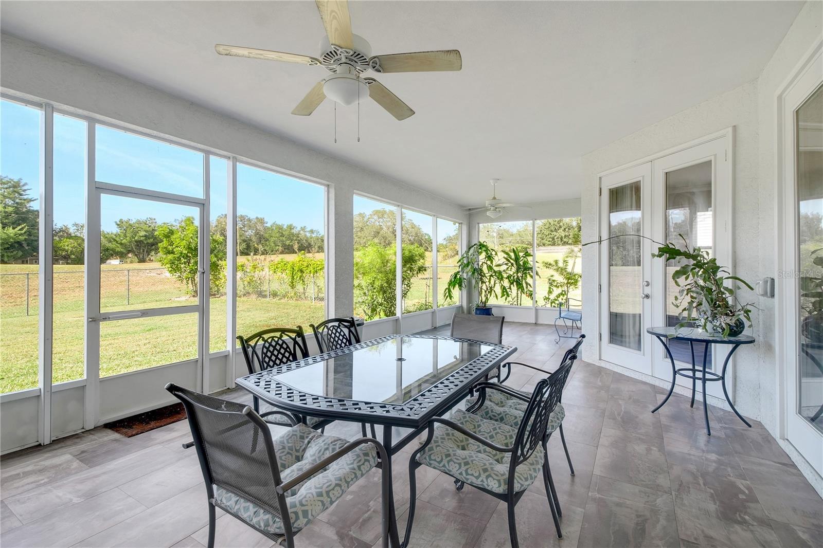 EAST VIEW ESTATES - Residential