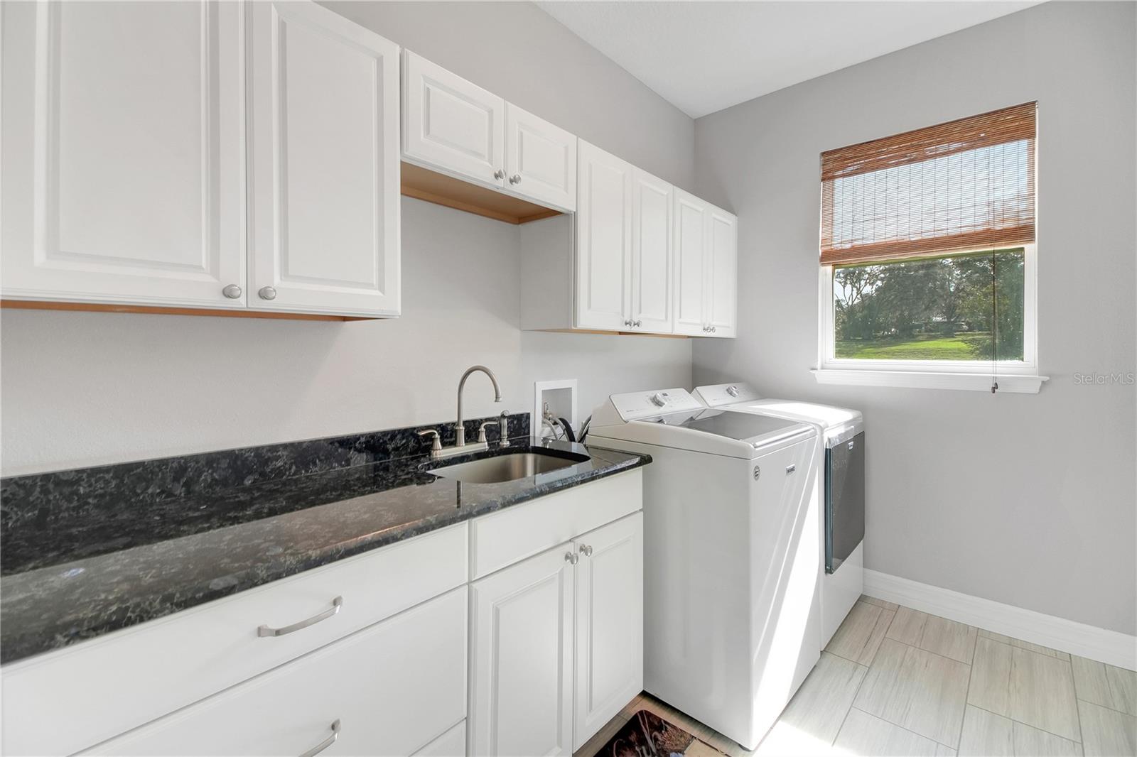 EAST VIEW ESTATES - Residential