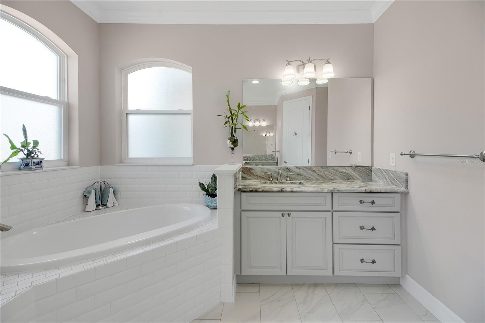 EAST VIEW ESTATES - Residential