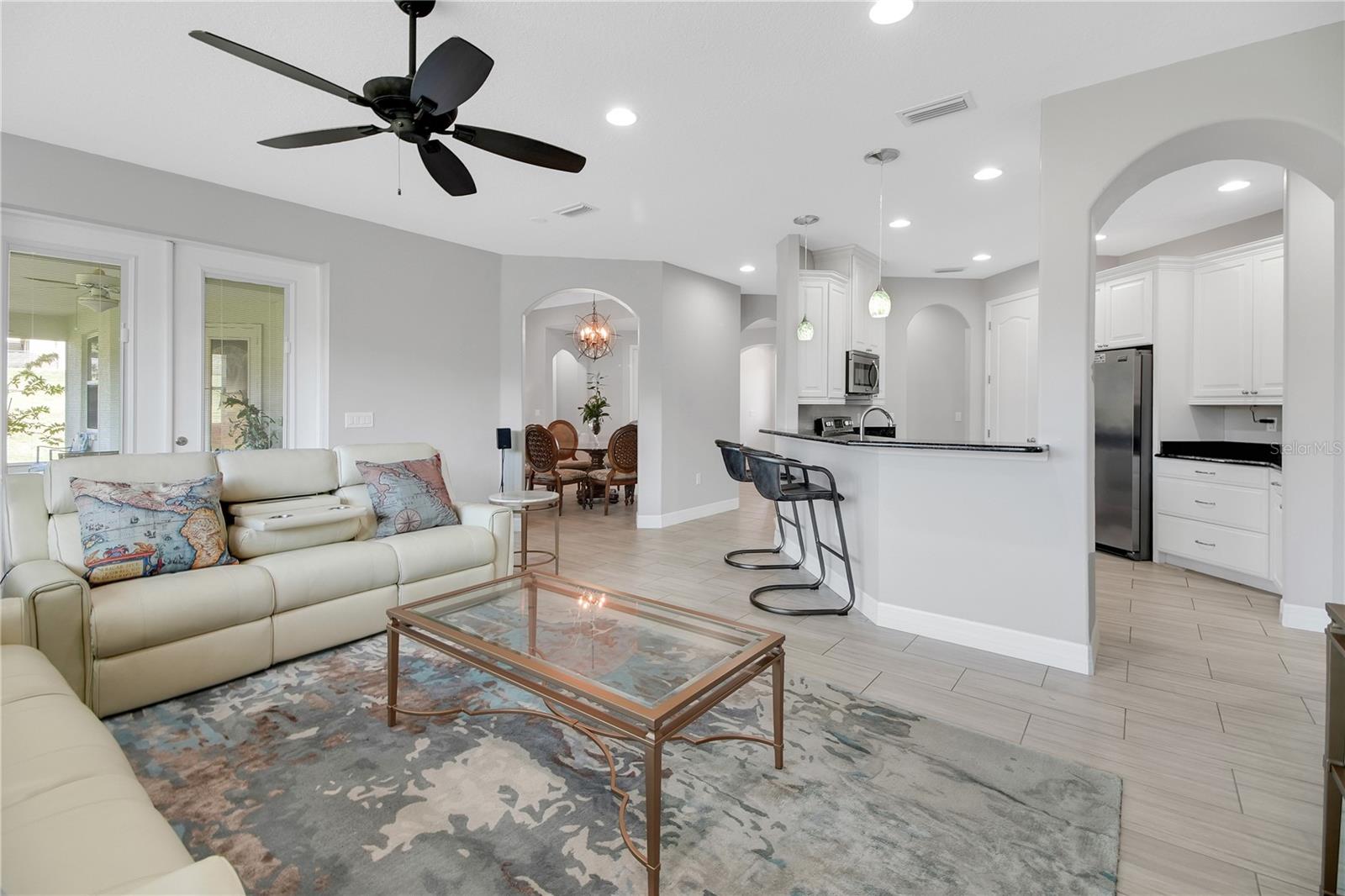 EAST VIEW ESTATES - Residential