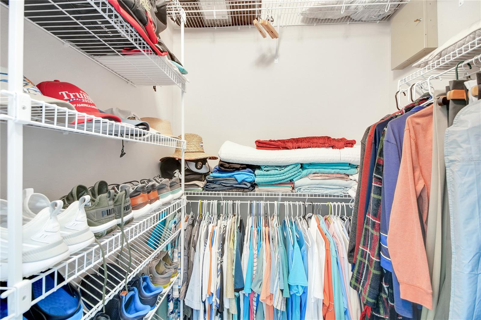 EAST VIEW ESTATES - Residential