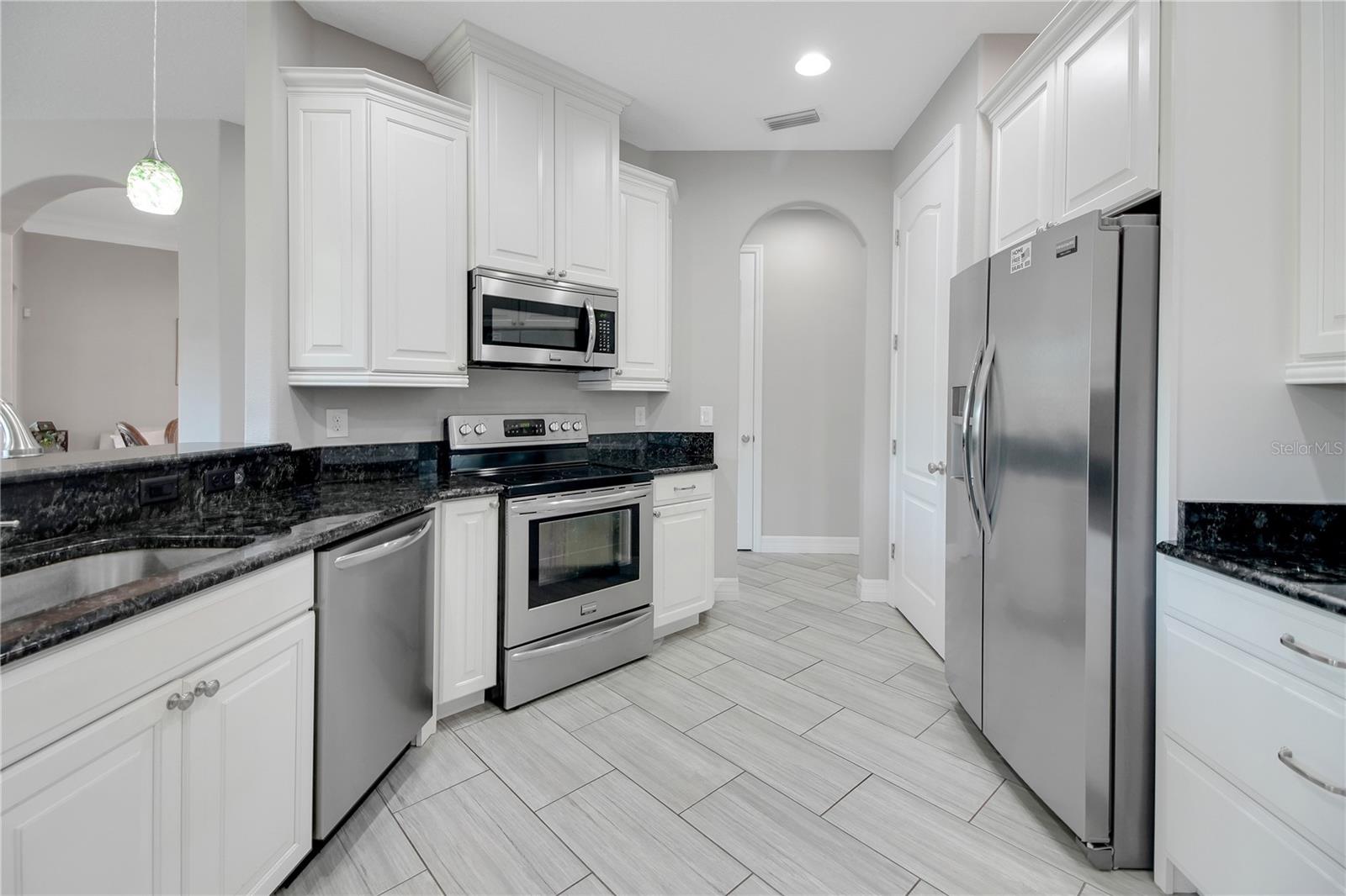 EAST VIEW ESTATES - Residential