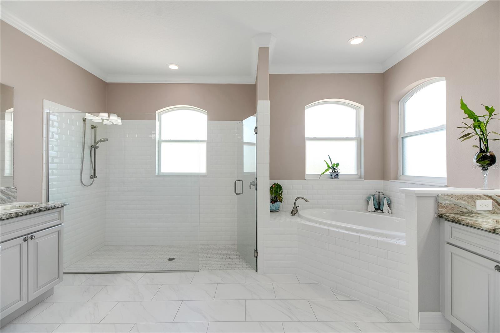 EAST VIEW ESTATES - Residential