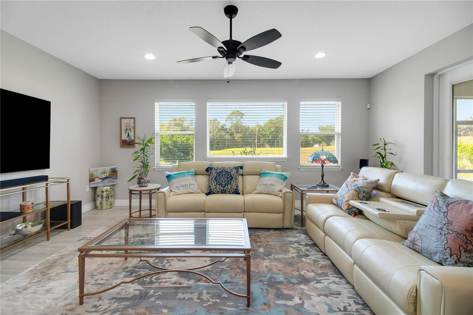 EAST VIEW ESTATES - Residential