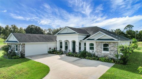 Photo of 4560 Highcrest View, Lady Lake, FL 32159 (MLS # G5104360)