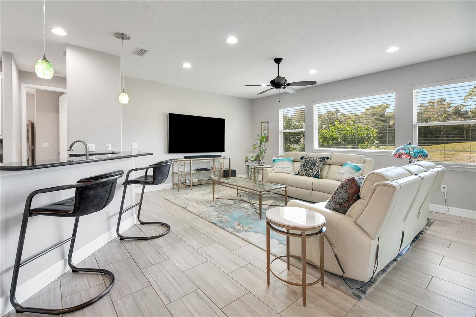 EAST VIEW ESTATES - Residential