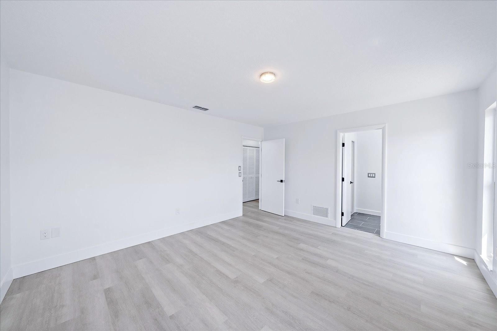 VENICE GARDENS - Residential