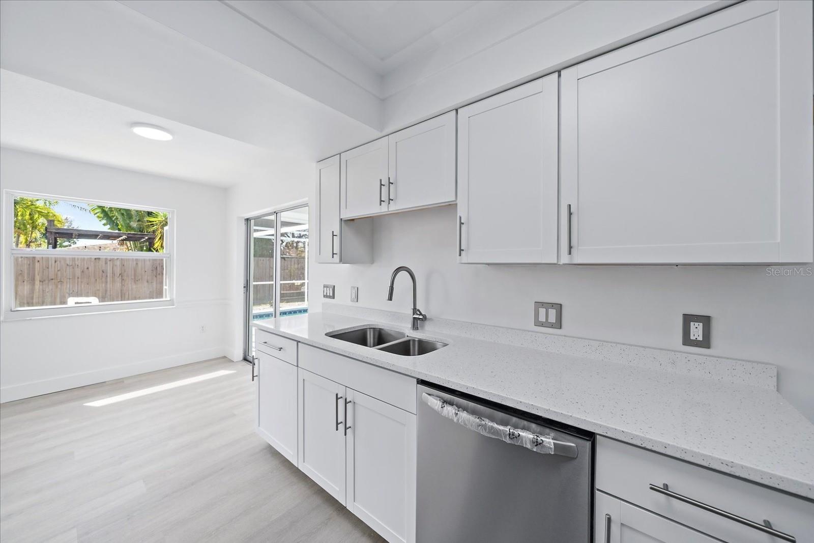 VENICE GARDENS - Residential