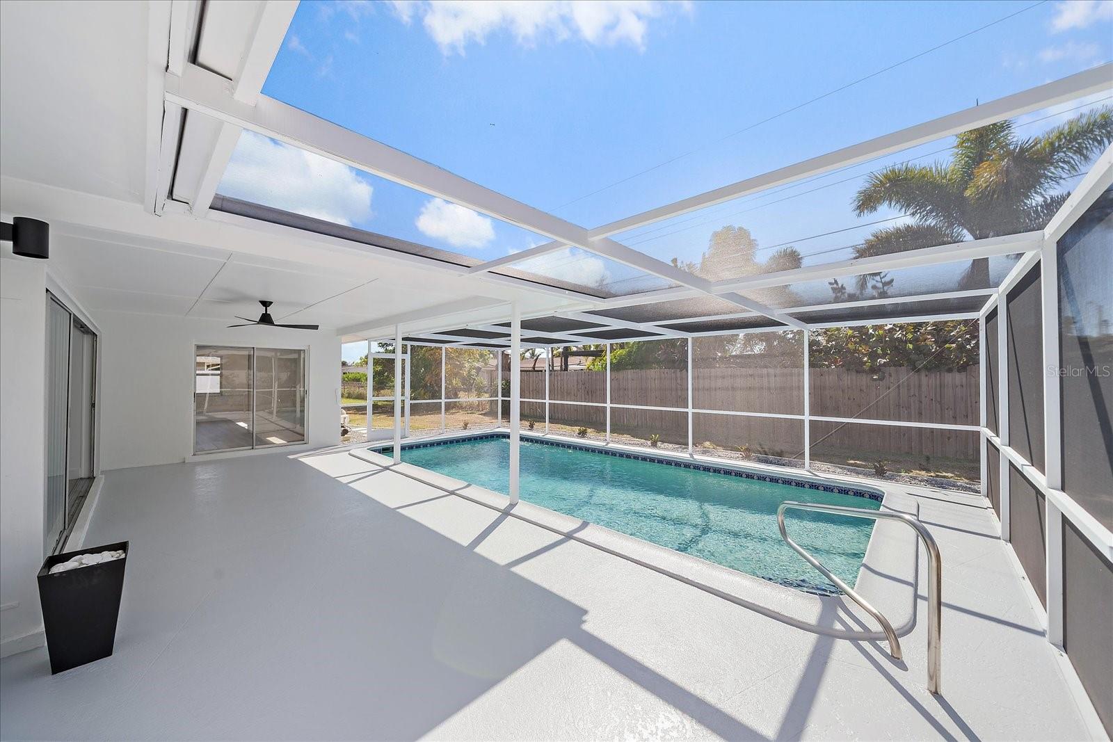 VENICE GARDENS - Residential