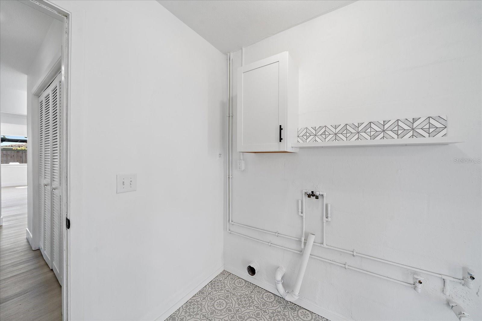 VENICE GARDENS - Residential