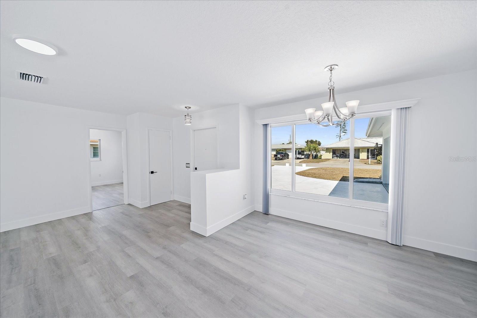 VENICE GARDENS - Residential