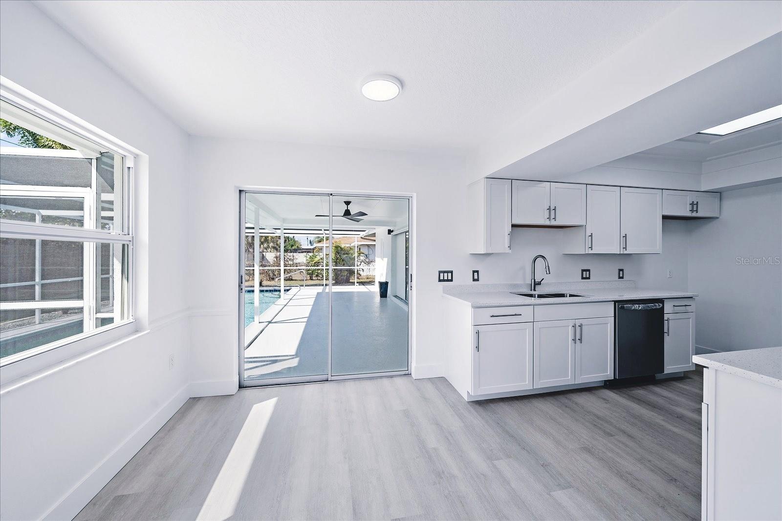 VENICE GARDENS - Residential