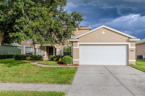 A home in LAKELAND